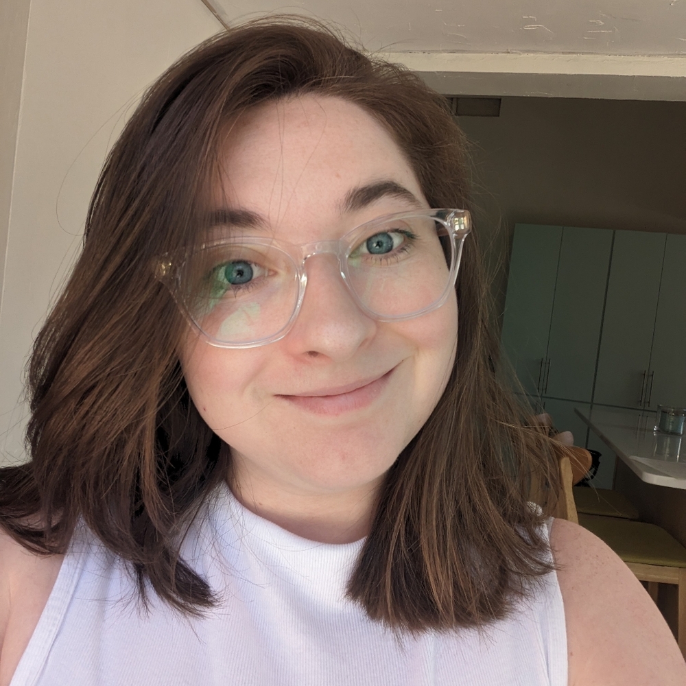 Meet your Posher, Katelyn